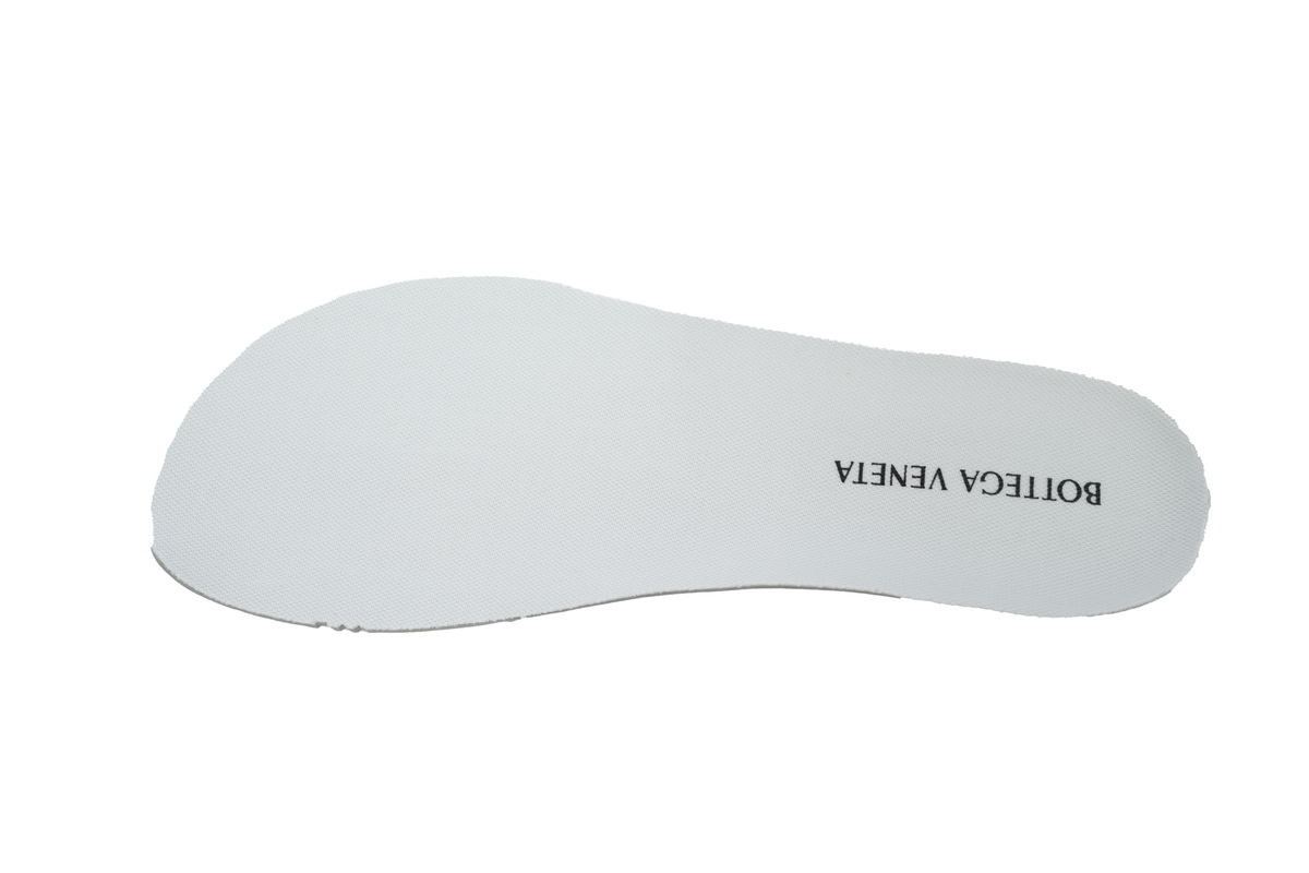 Bottega Veneta Orbit Wine