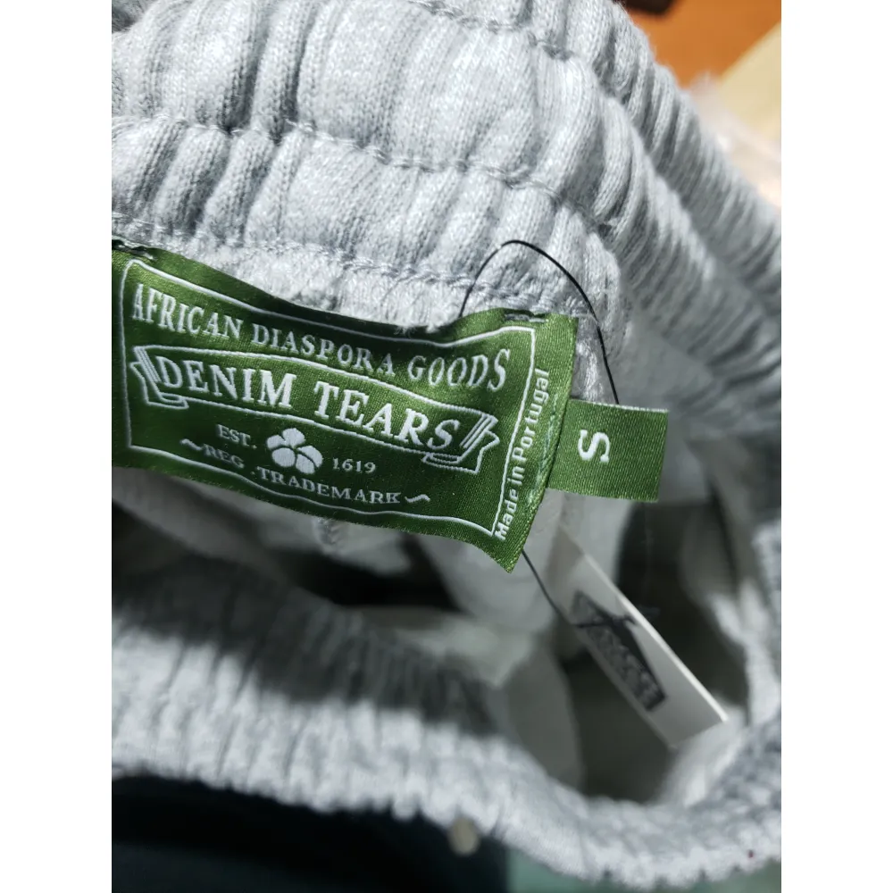 Denim Tears The Cotton Wreath Shorts Grey