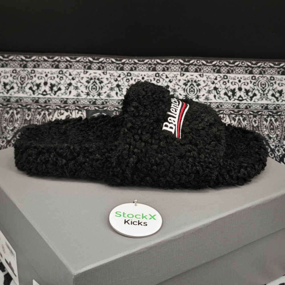 Balenciaga Black Furry Slides（QC needs at least 5 days or more）