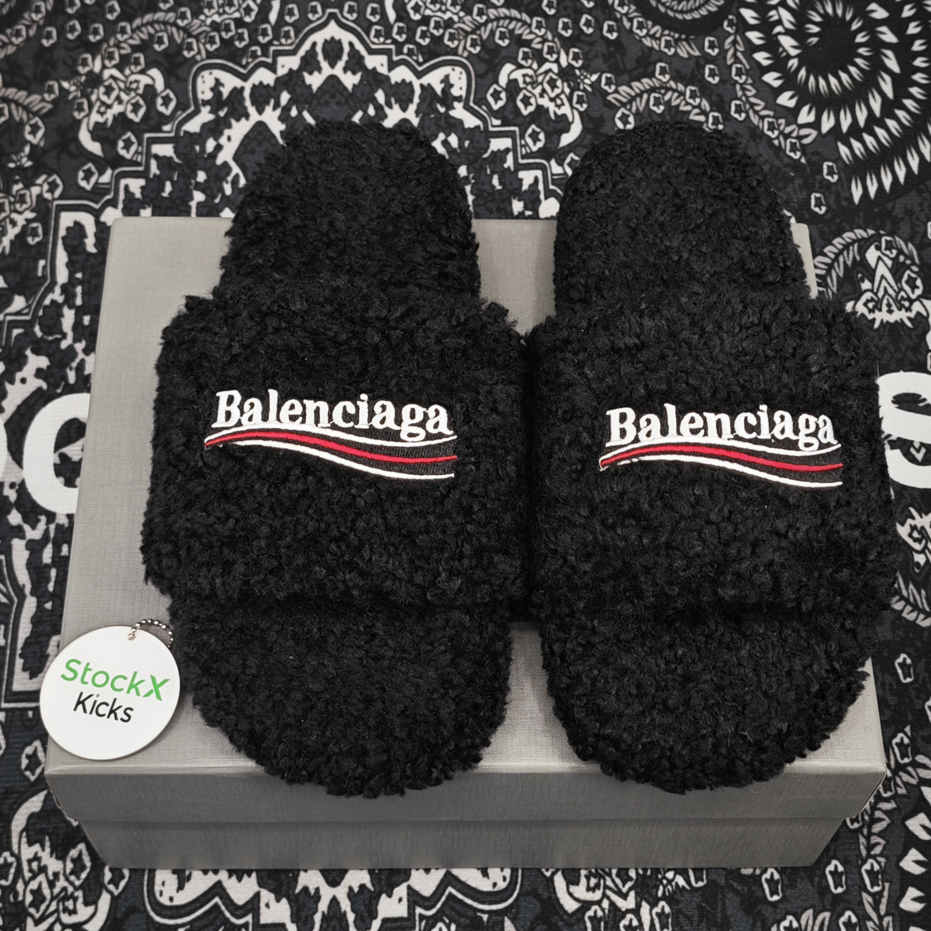 【Top PK Version】Balenciaga Black Furry Slides