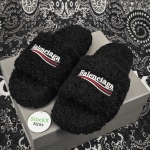 Balenciaga Black Furry Slides（QC needs at least 5 days or more）