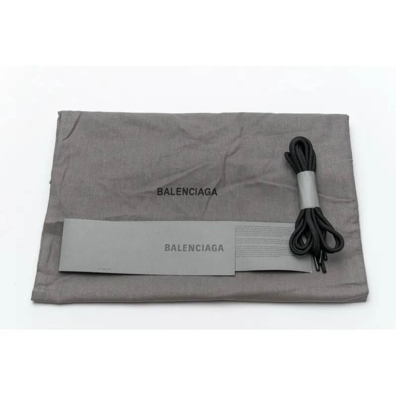 Balenciaga Track 2 Sneaker Black 570391 W2GN1 1000