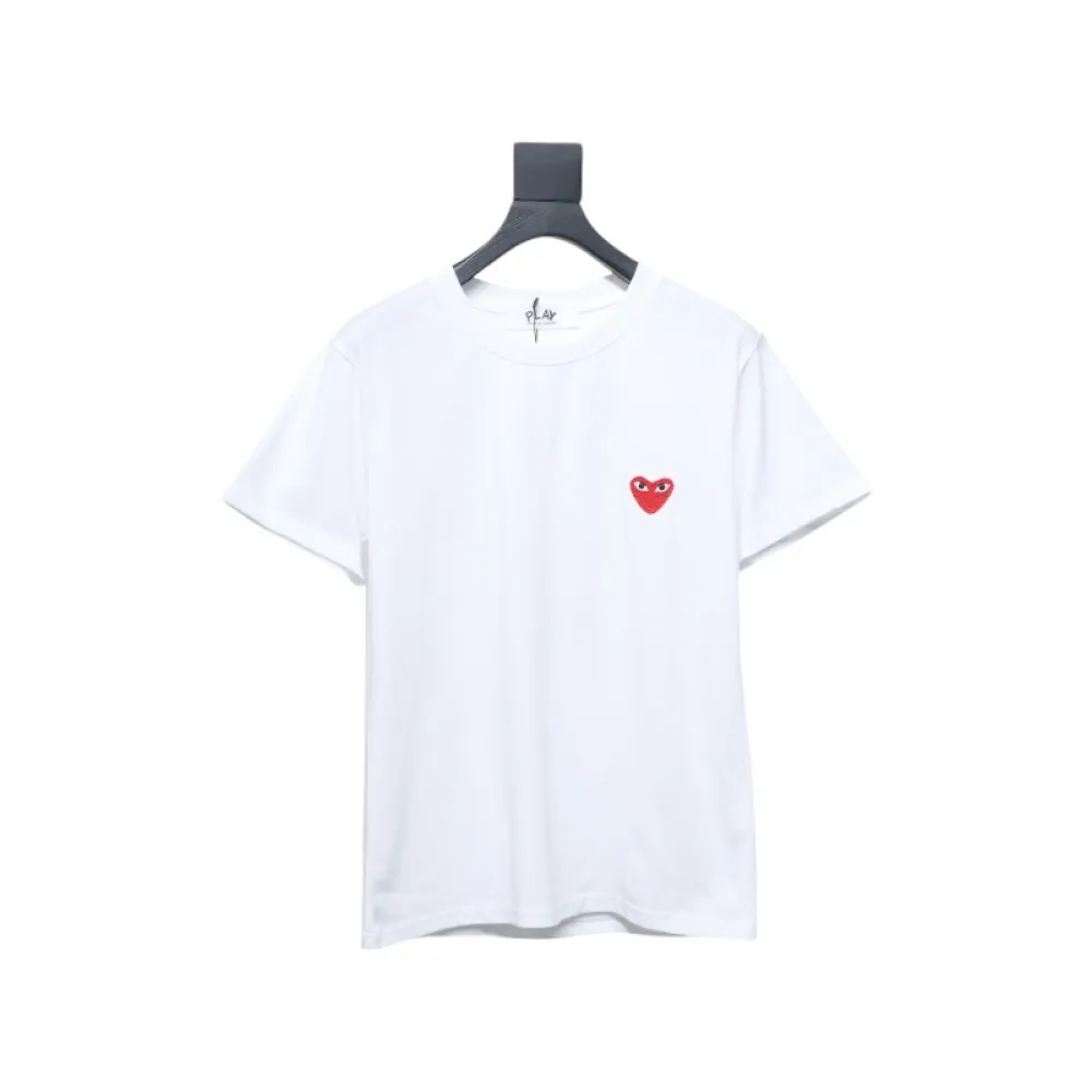 CDG PLAY Heart Round Neck T-shirt