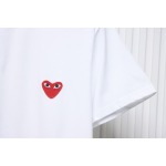 CDG PLAY Heart Round Neck T-shirt