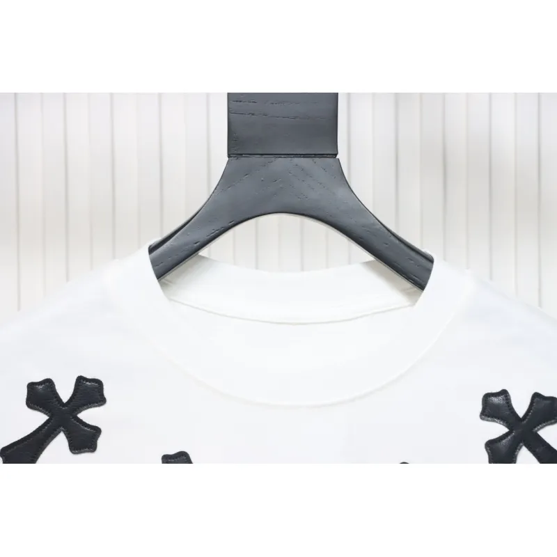 CHROME HEARTS Cross-Veneer Silver Jewelry T-Shirt