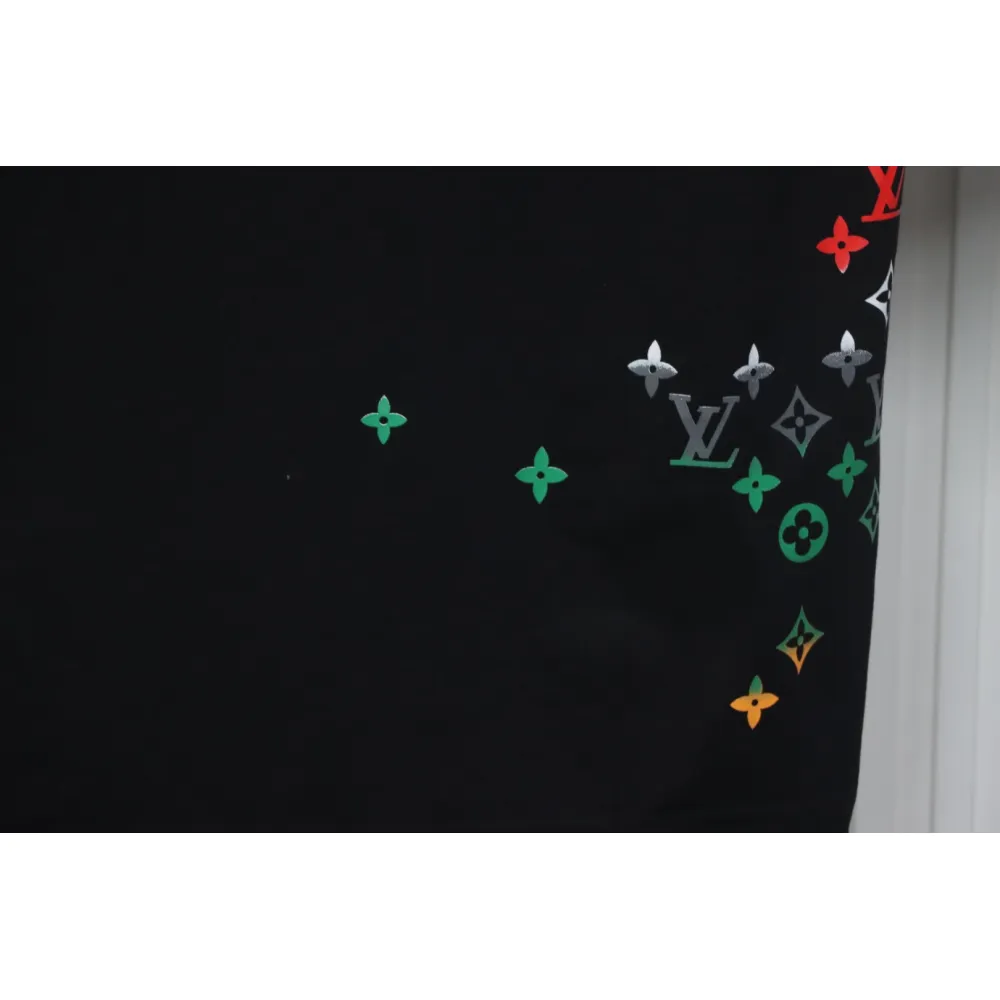 Louis Vuitton Black T-shirt