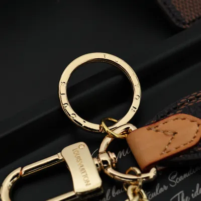 [Add One] Louis Vuitton Mini Heart Keychain 2 02