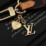 [Add One] Louis Vuitton Mini Heart Keychain 2