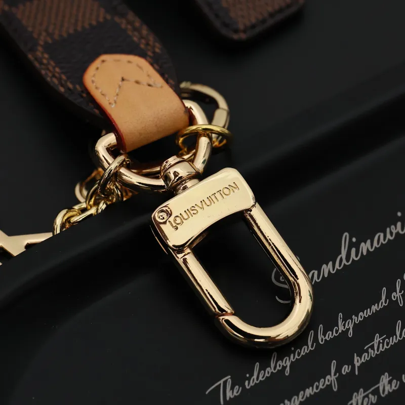 [Add One] Louis Vuitton Mini Heart Keychain 2