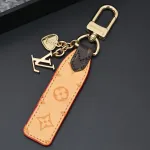 [Add One] Louis Vuitton Mini Heart Keychain 3