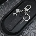[Add One] Louis Vuitton Mini Heart Keychain 4