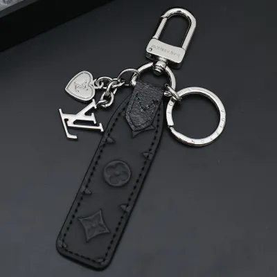 [Add One] Louis Vuitton Mini Heart Keychain 6 01