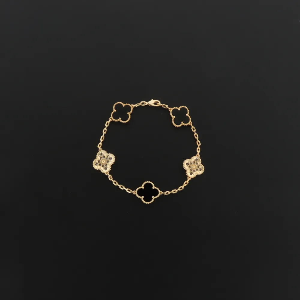Van Cleef & Arpels Sweet Alhambra Bracelet Onyx/Gold