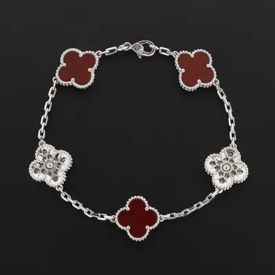 Van Cleef & Arpels Sweet Alhambra Bracelet White Carnelian/Silver 01