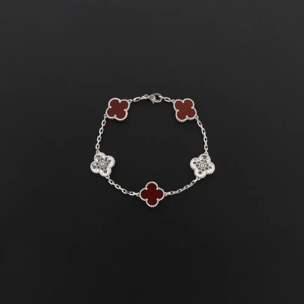 Van Cleef & Arpels Sweet Alhambra Bracelet White Carnelian/Silver