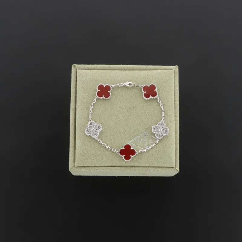 Van Cleef & Arpels Sweet Alhambra Bracelet White Carnelian/Silver