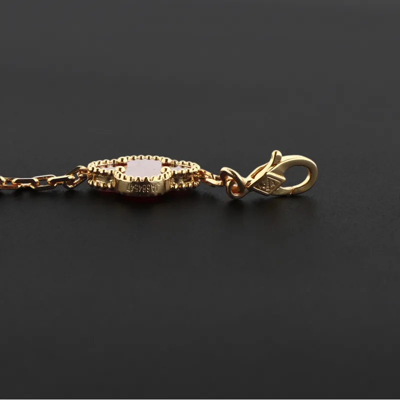 Van Cleef & Arpels Sweet Alhambra White Carnelian/Gold