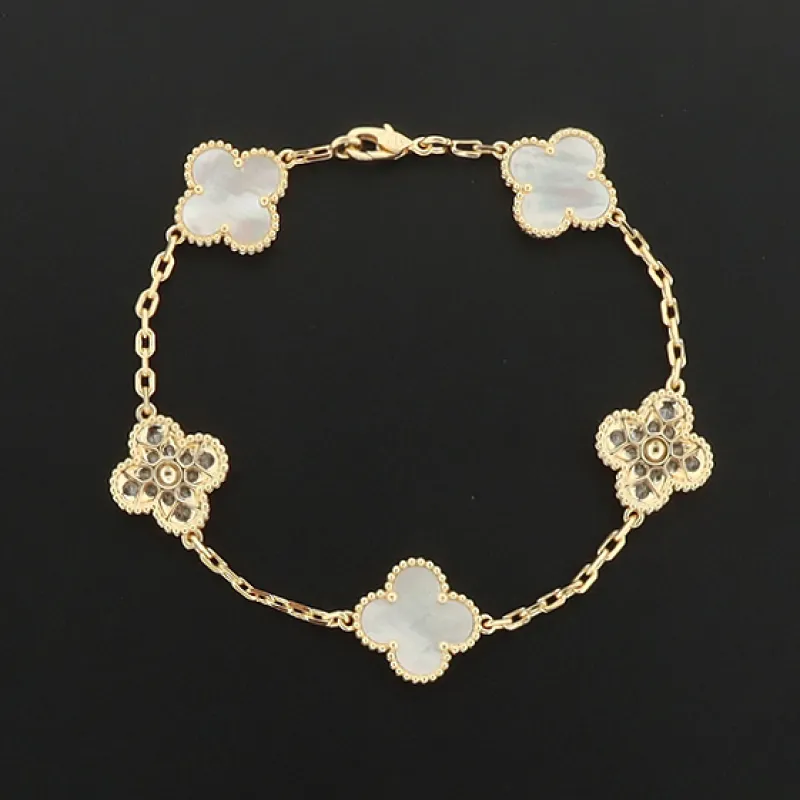 Van Cleef & Arpels Sweet Alhambra White mother-of-pearl/gold