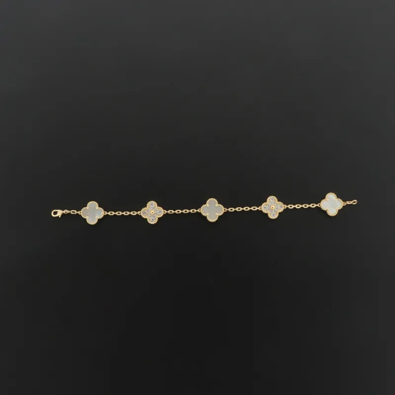 Van Cleef & Arpels Sweet Alhambra White mother-of-pearl/gold