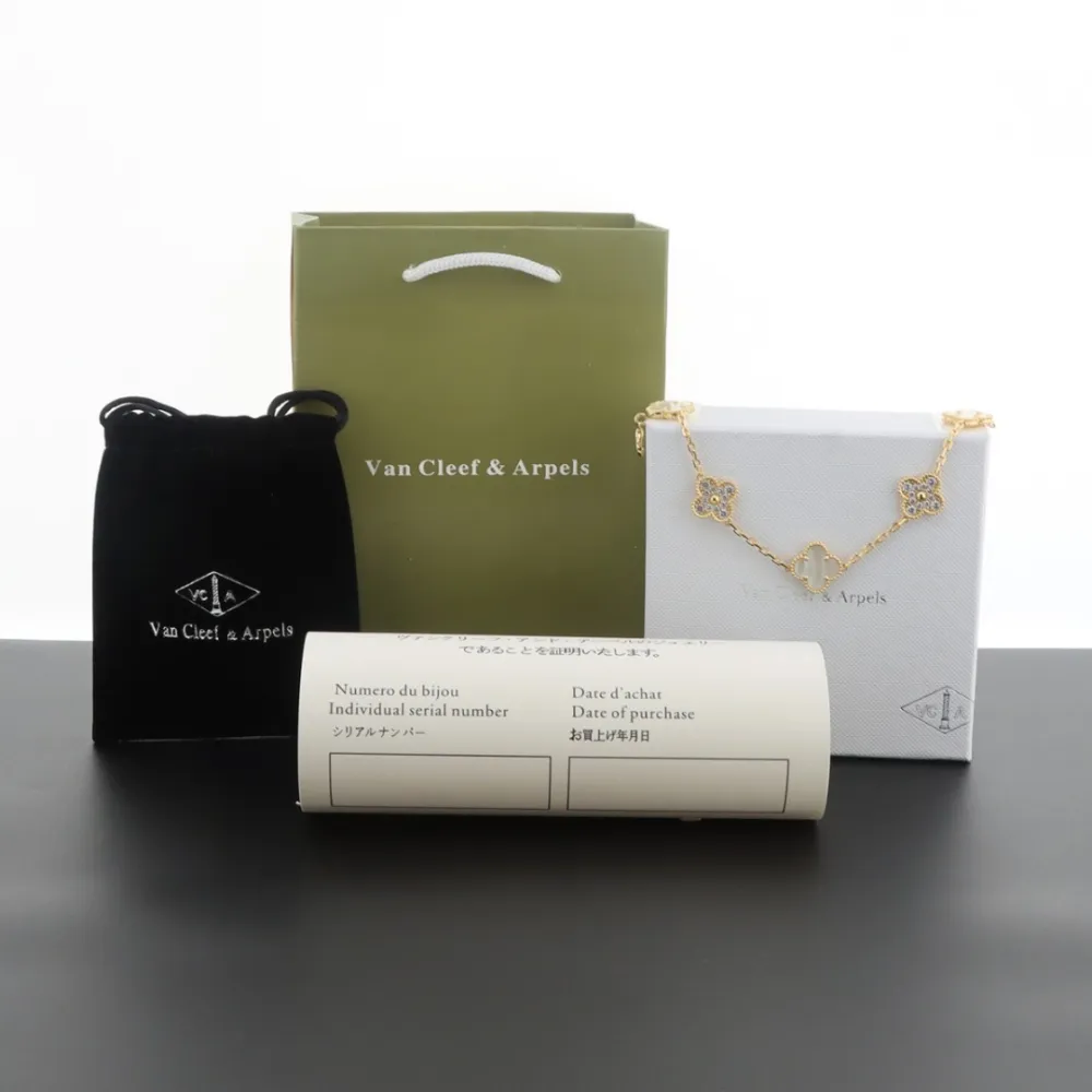 Van Cleef & Arpels Sweet Alhambra White mother-of-pearl/gold