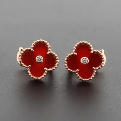 Van Cleef & Arpels Vintage Alhambra Earrings Carnelian/Rose Gold 01
