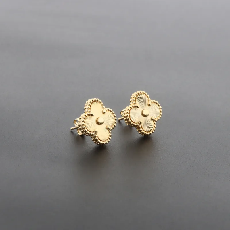 Van Cleef & Arpels Vintage Alhambra Earrings Gold