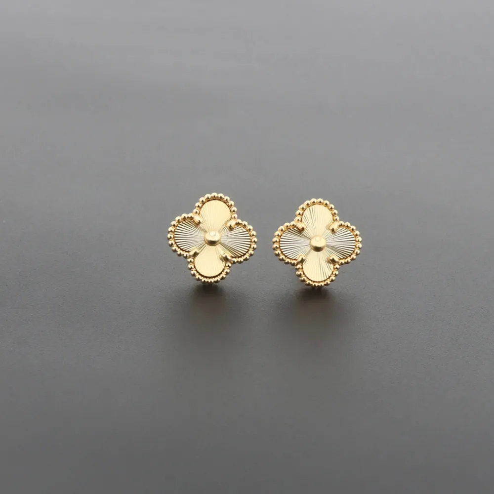 Van Cleef & Arpels Vintage Alhambra Earrings Gold