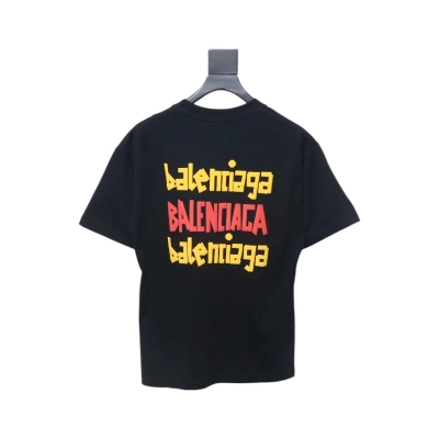 Balenciaga Graffiti logo T-Shirt 02