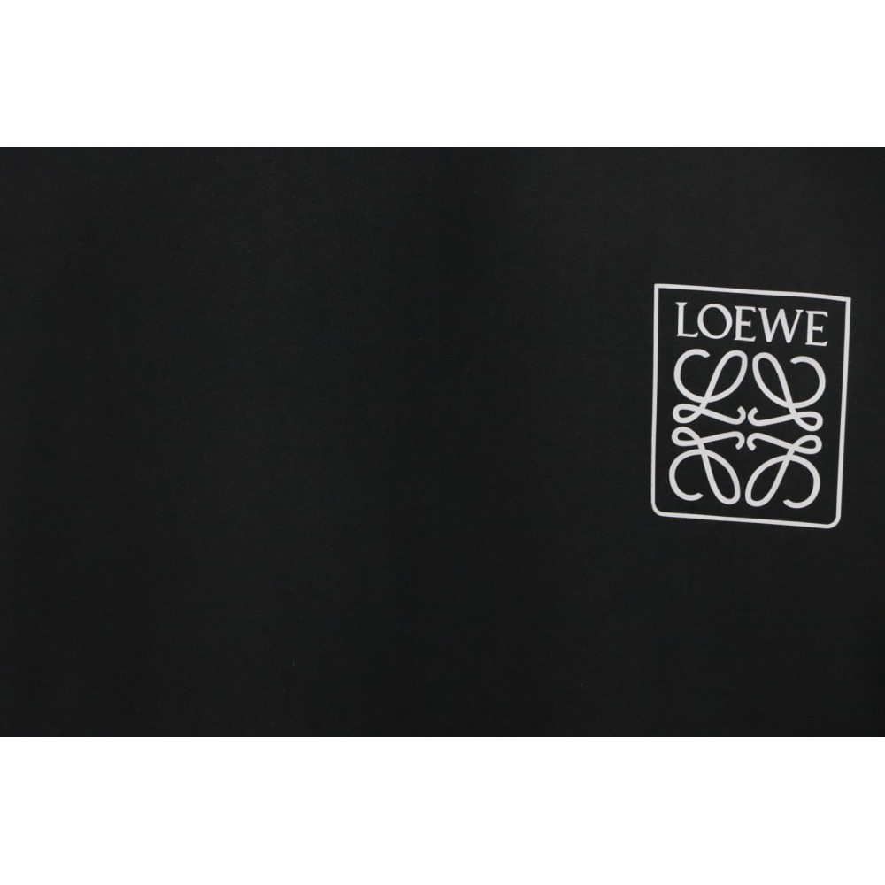 Loewe 23SS 3D Embossed Four-Leaf Clover T-Shirt Black
