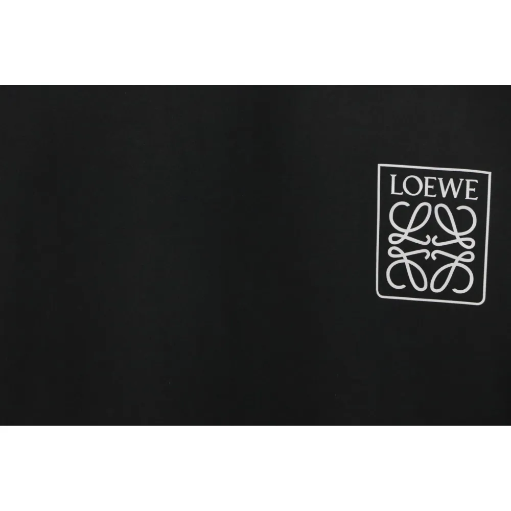Loewe 23SS 3D Embossed Four-Leaf Clover T-Shirt Black