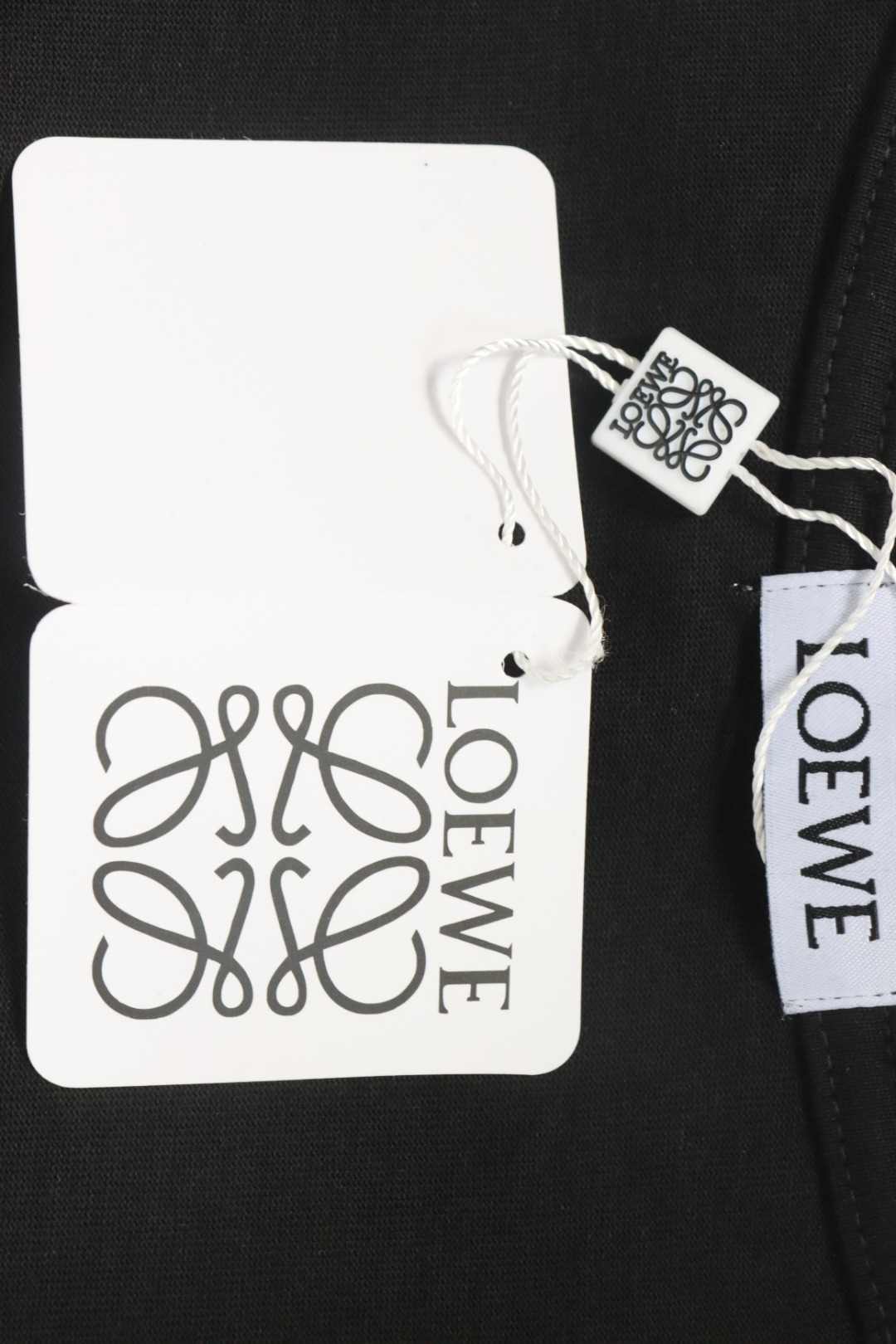 Loewe 23SS 3D Embossed Four-Leaf Clover T-Shirt Black