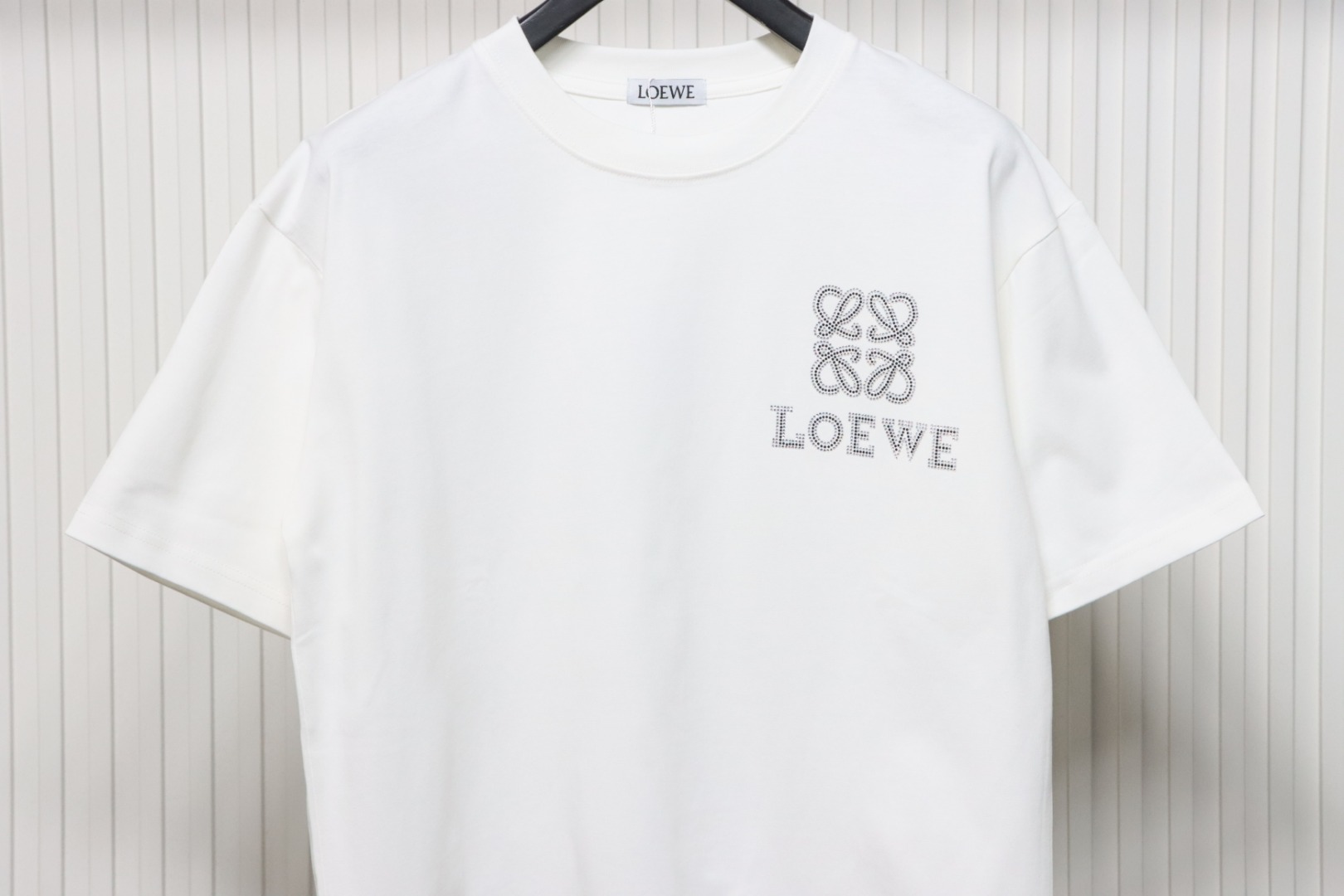 Loewe 24ss Hot diamond Four-Leaf Clover T-Shirt White