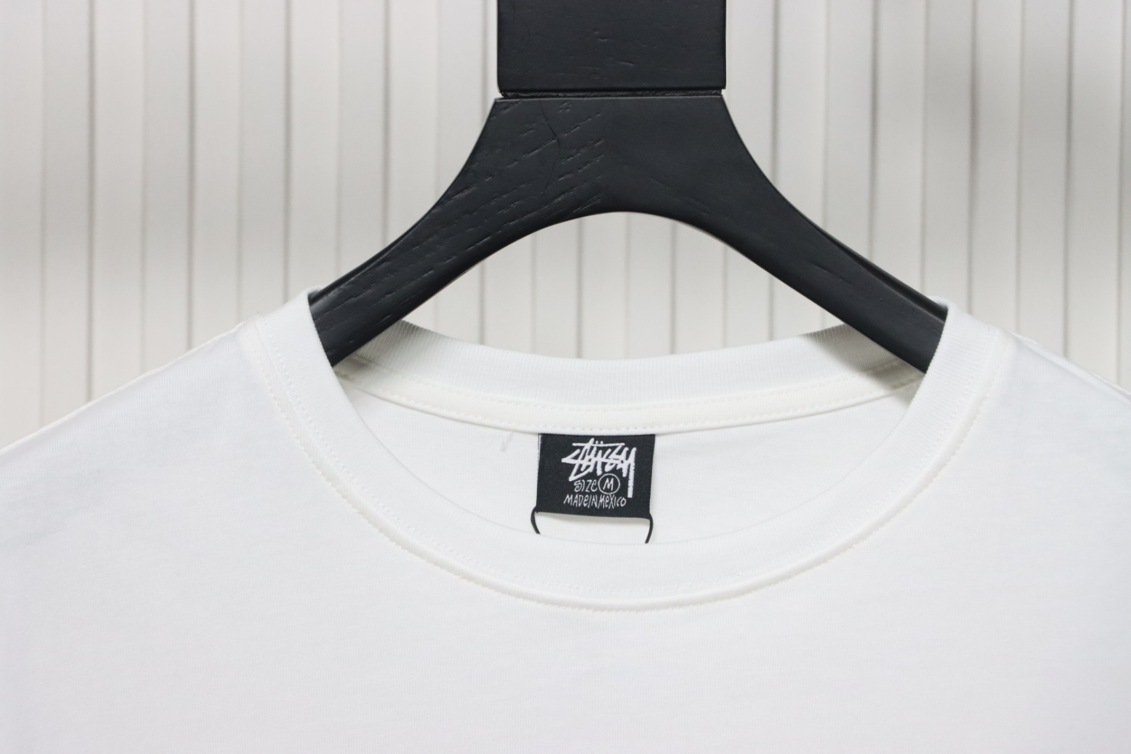 Stussy 25ss Mercury Effect Signature Logo T-Shirt White