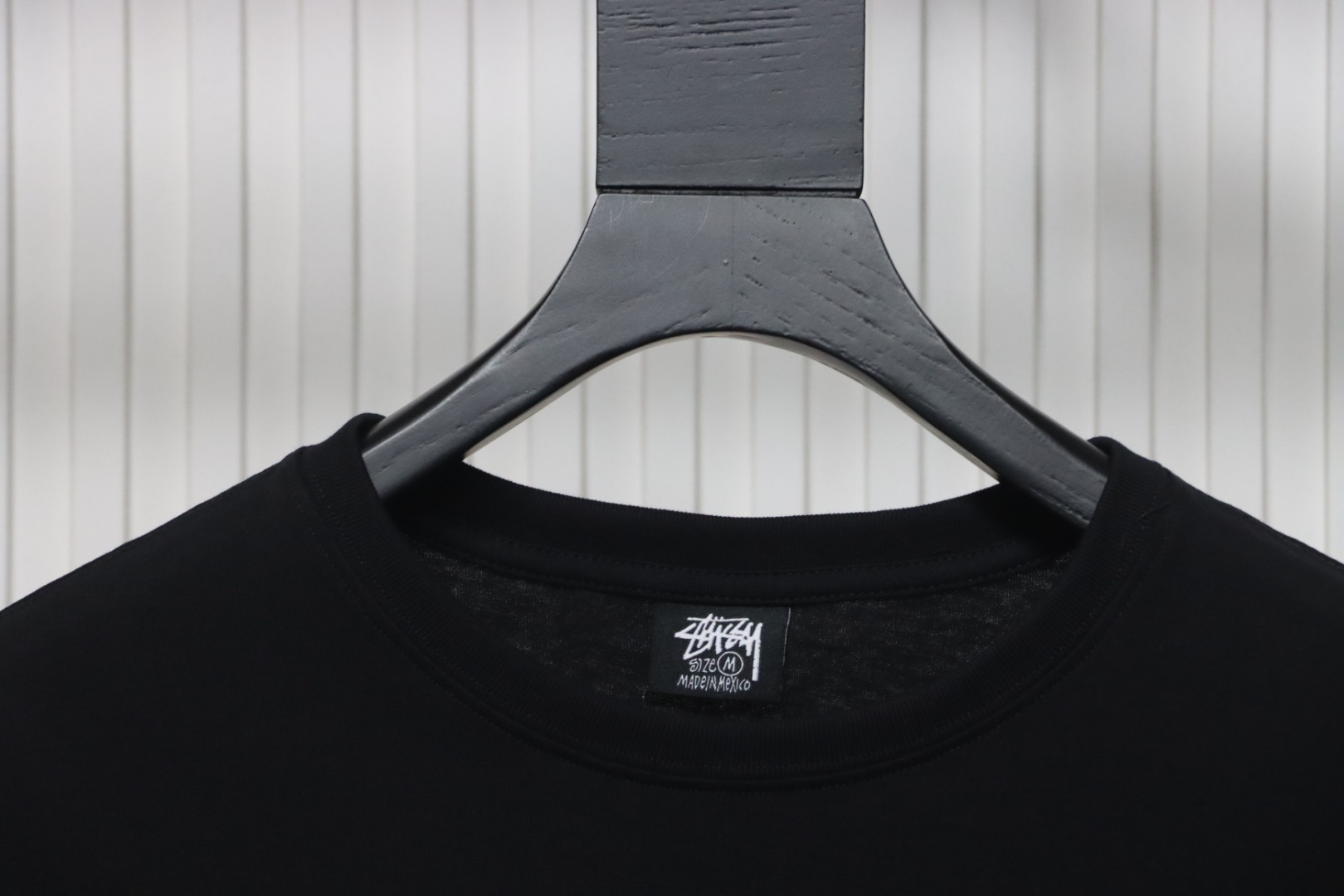Stussy 25ss Mercury Effect Signature Logo T-Shirt Black