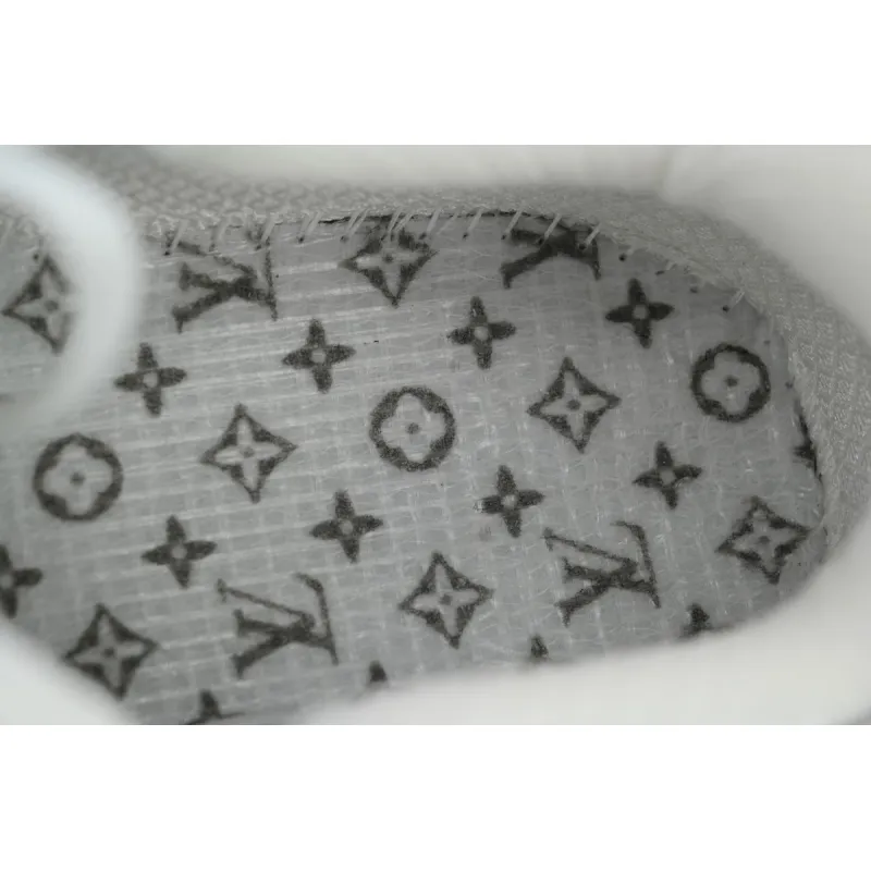 Louis Vuitton Run Tatic White