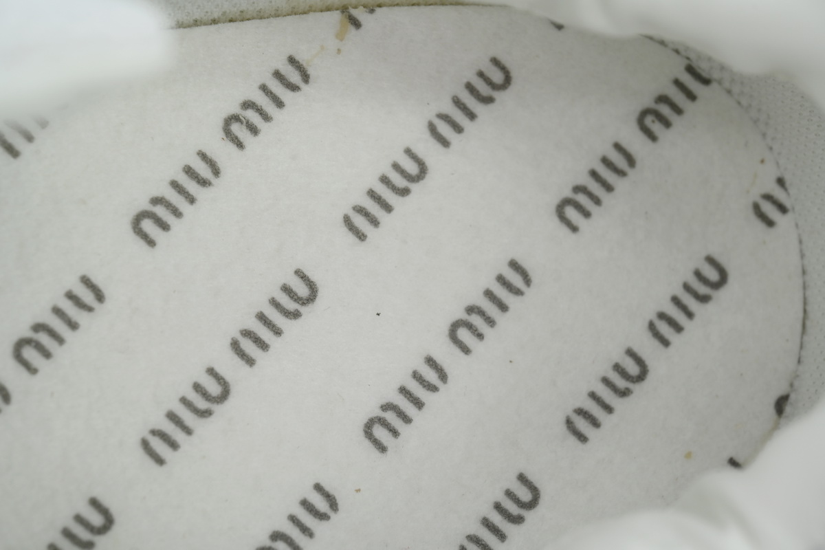 New Balance 530 SL Miu Miu Ecru 5E165E 3D8C F0009 F BD05