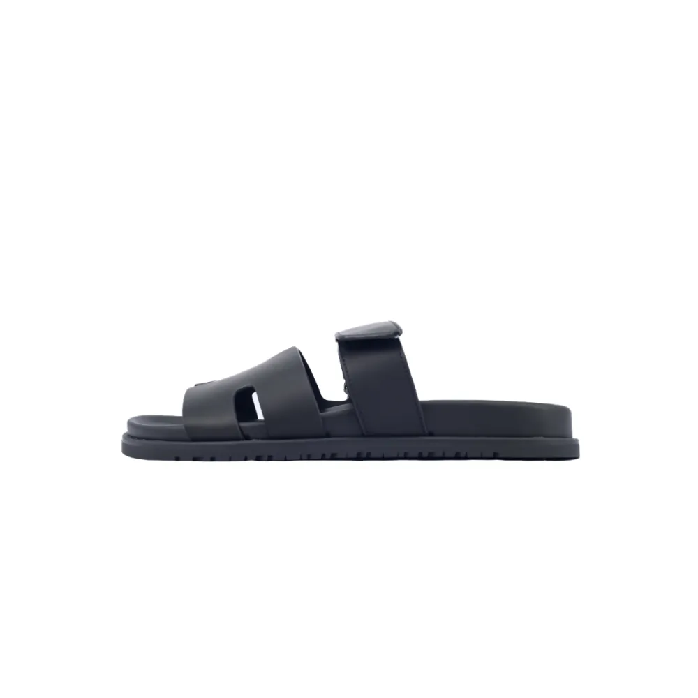 Hermes Chypre Sandal Black