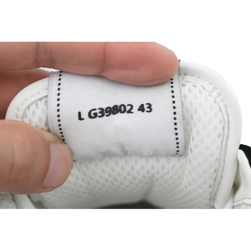 Chanel Stylish Skateboarding Shoes Black White