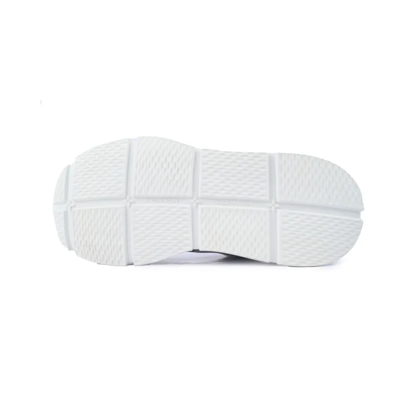 Louis Vuitton Runner Classic Sneaker White 1AHSTF