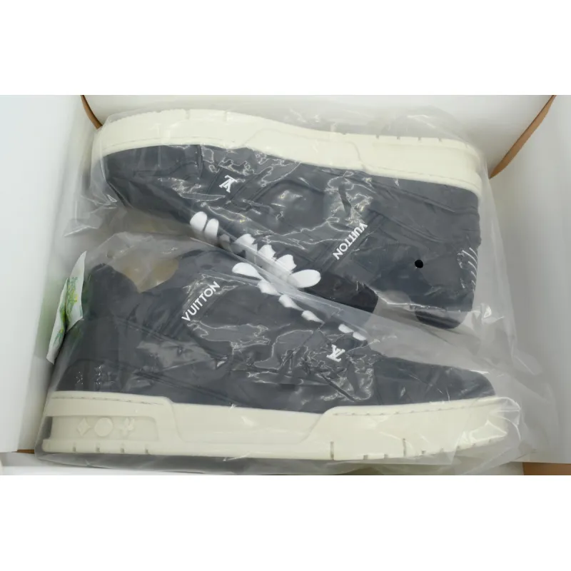 LV Trainer Sneaker Black Skin And White Background 1AD9WD