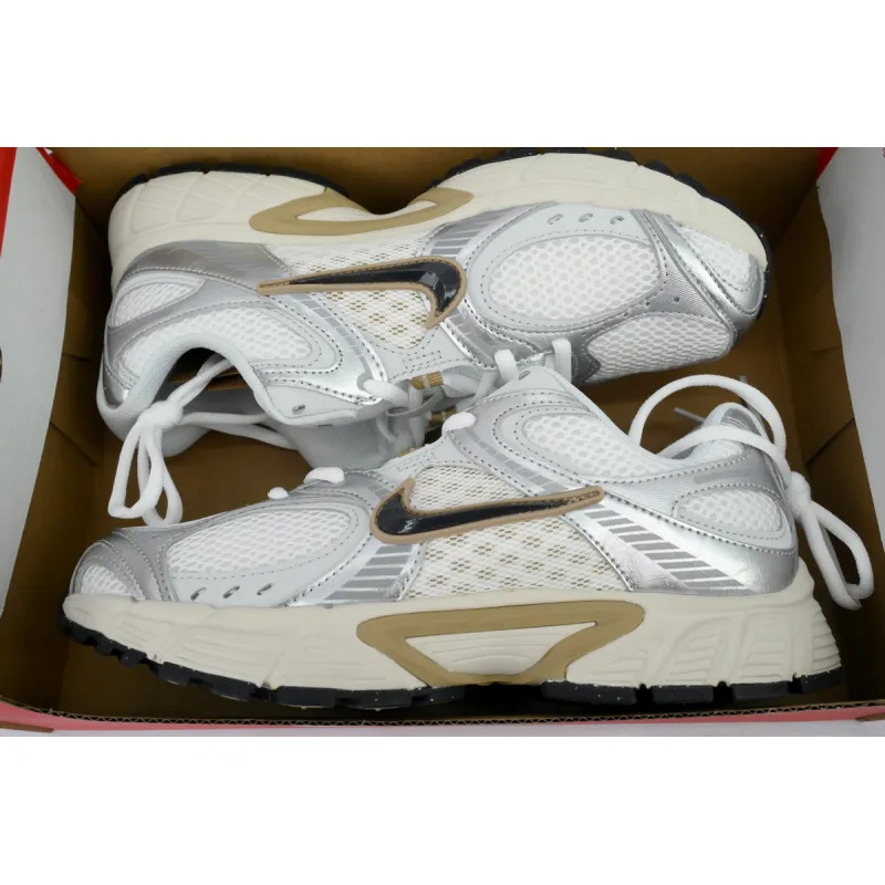 Nike V5 RNR Parachute Beige Metallic Pewter HJ5228-102