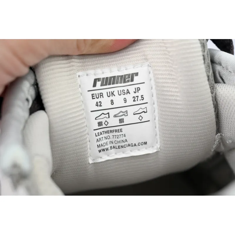 Balenciaga Runner Sneaker Grey Brown 772774 W3RMU 2000