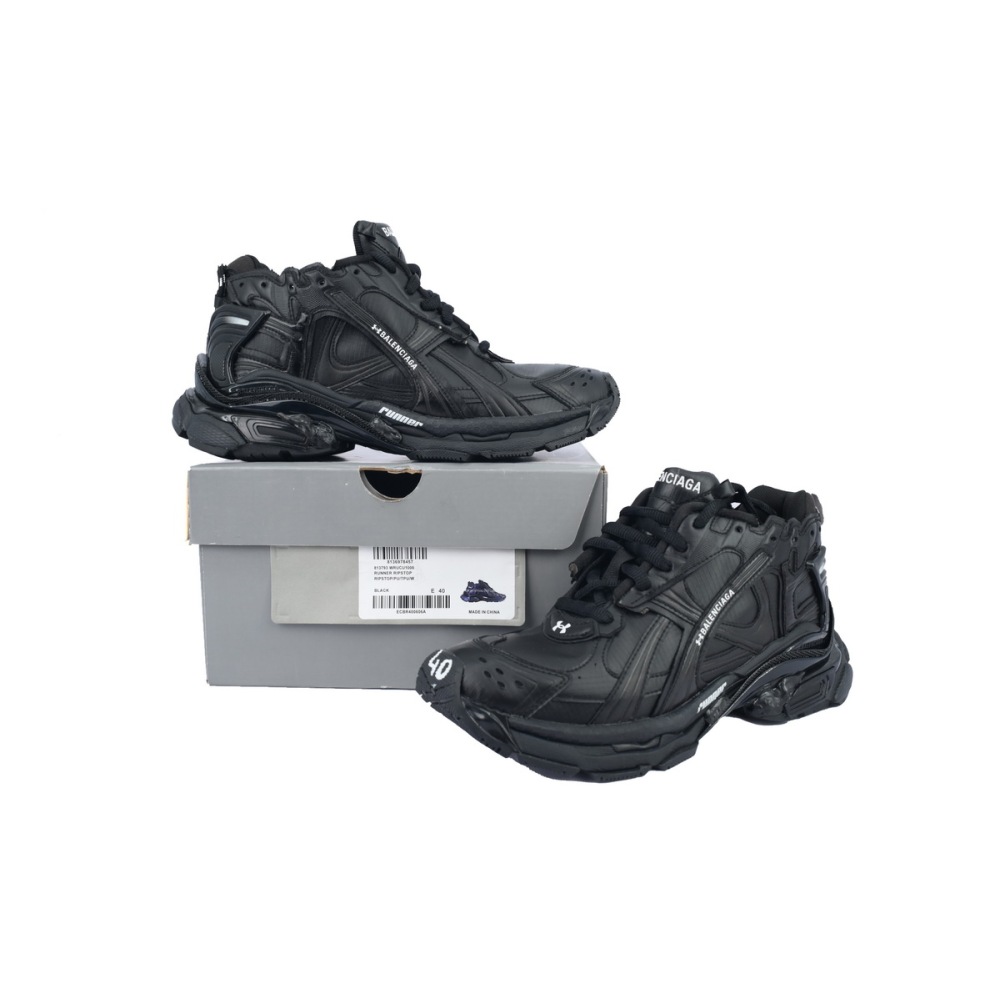 Balenciaga Runner Sneaker x Under Armour Black 813793 WRUCU 1000