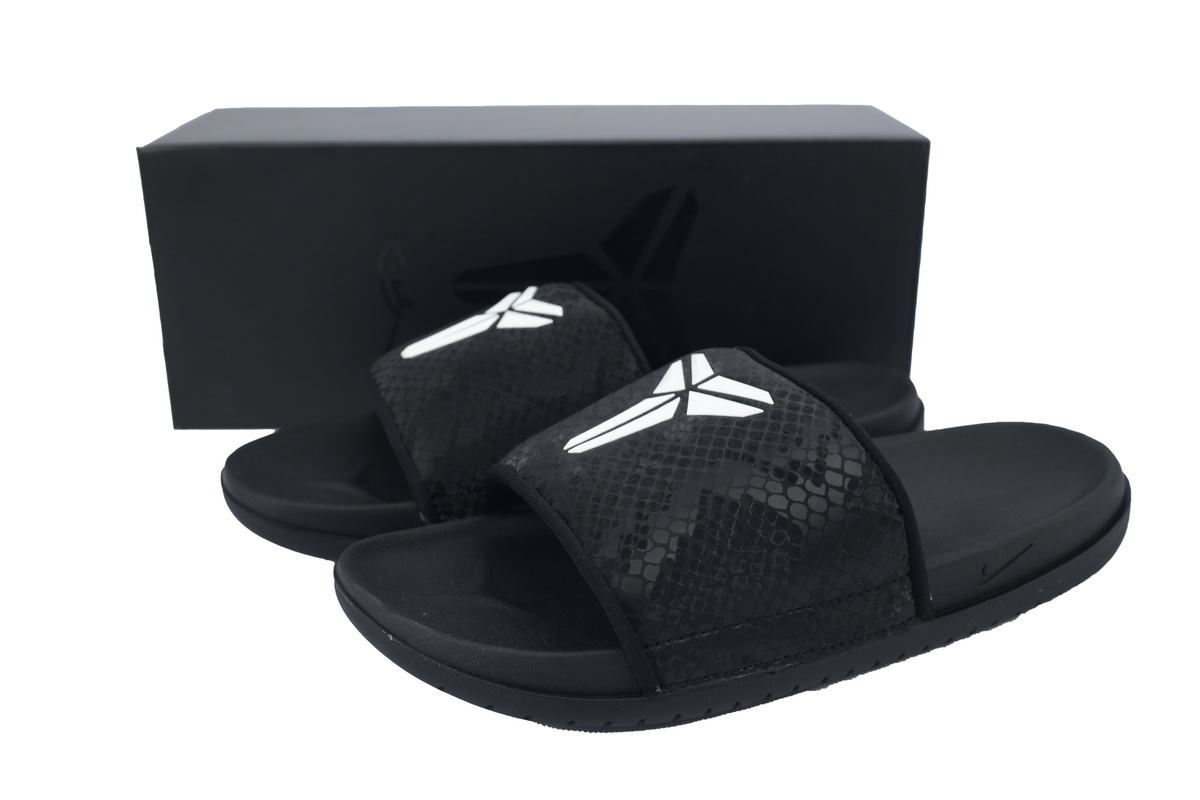 Nike Kobe Bryant x Offcourt Slide Black IF2870-001