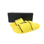 Nike Kobe Bryant x Offcourt Slide Black Yellow IF2870-700
