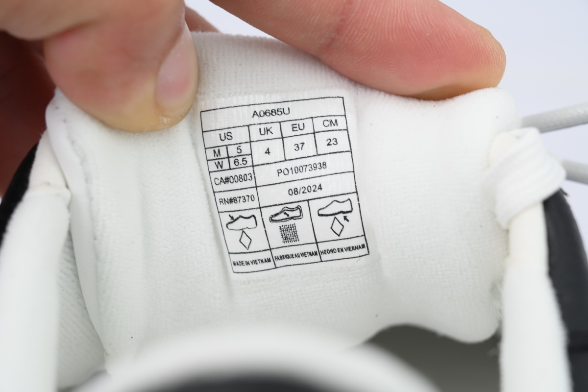 Alo Recovery Mode Sneaker Black/White A0685U