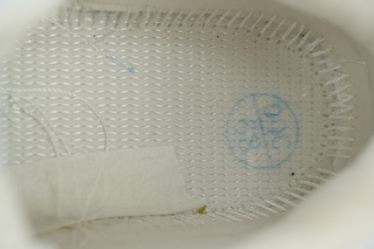 Alo Recovery Mode Sneaker White/Gum A0685U