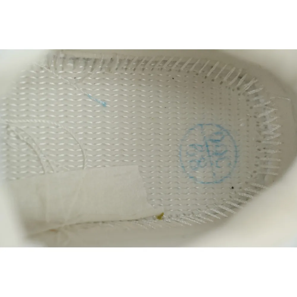 Alo Recovery Mode Sneaker White/Gum A0685U