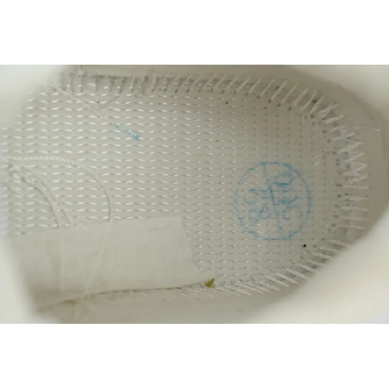 Alo Recovery Mode Sneaker White/Gum A0685U