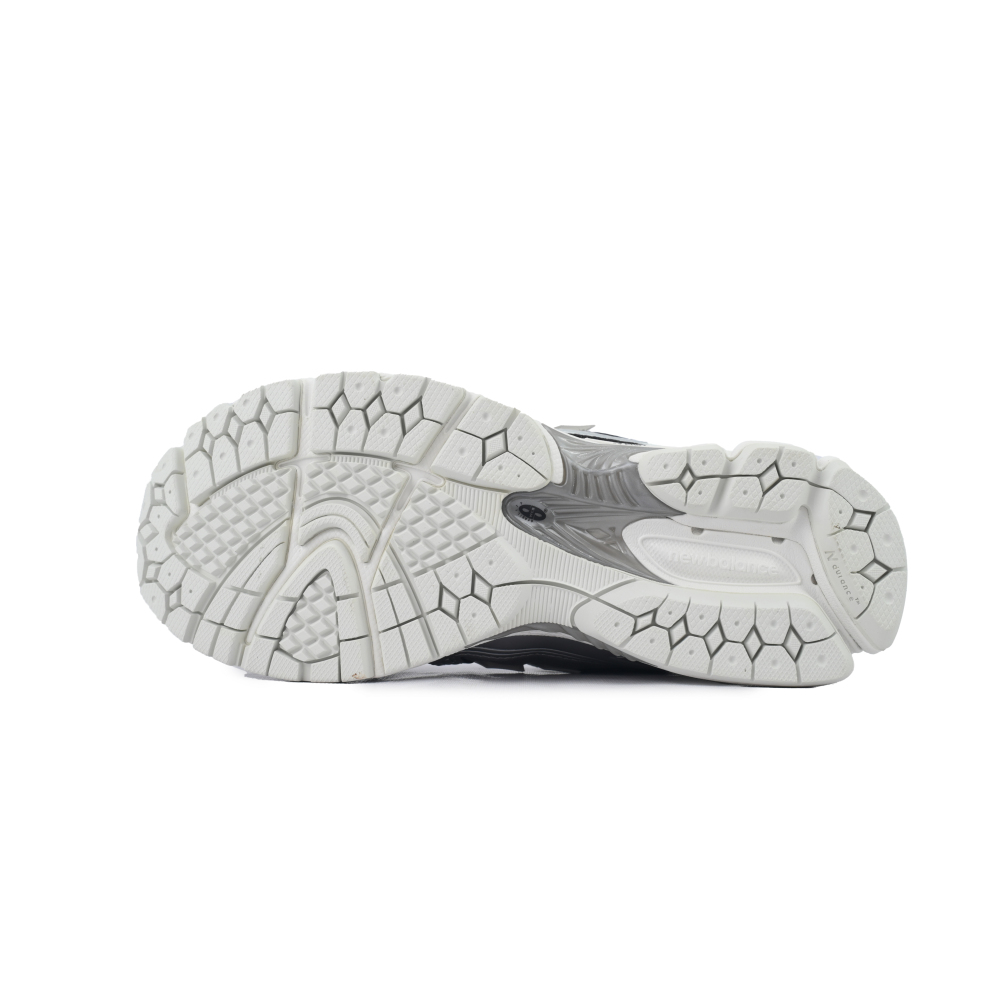 New Balance 1906R Silver M1906RCB